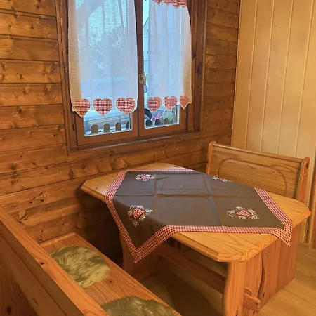 Le Hubertus - Climatise - 80 M2 Daire